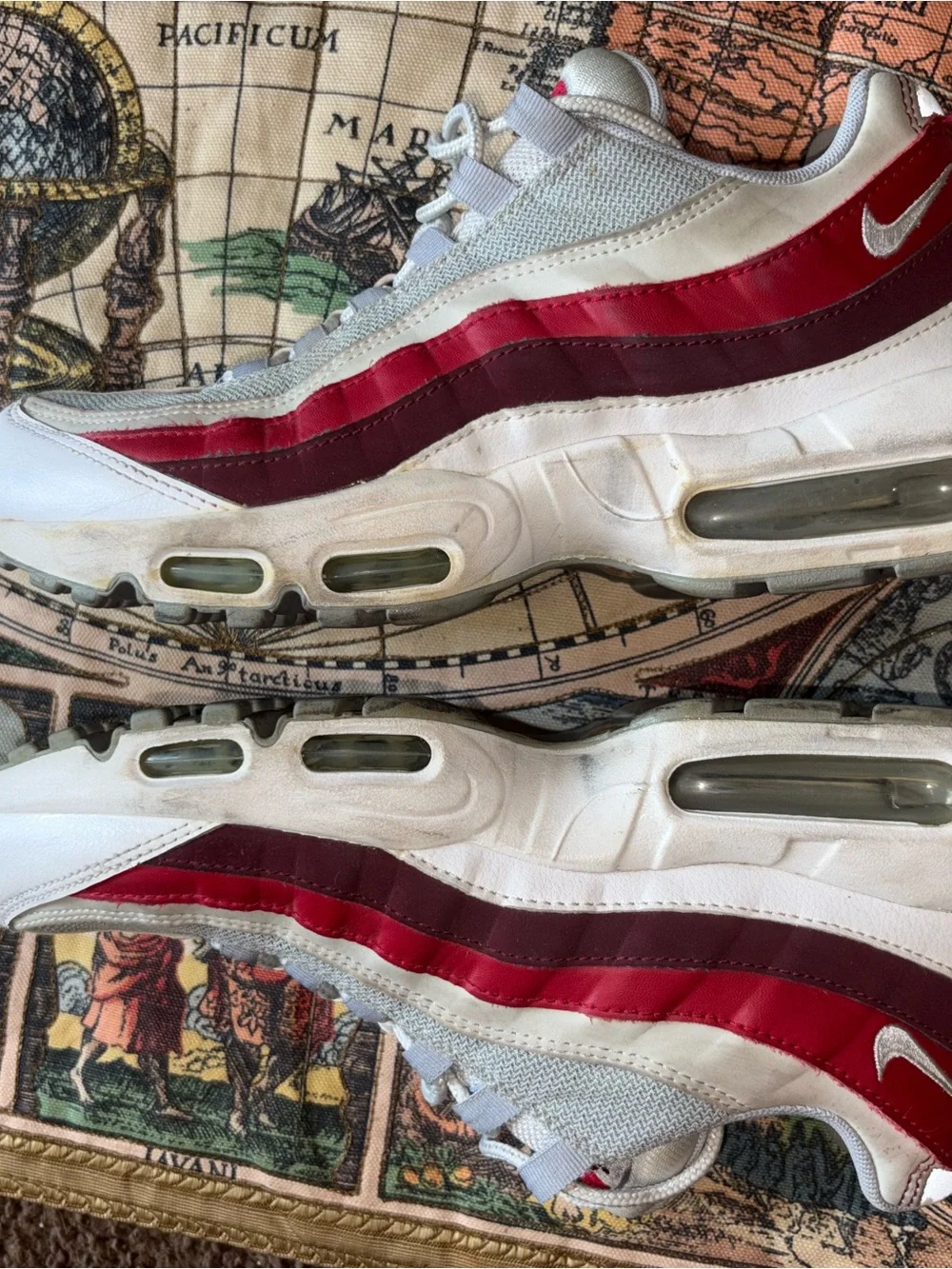 Nike Air Max 95 Sneakers - White & Red